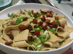 一绝干豆腐-龙香居海鲜浑锅家常菜·特色驴肉