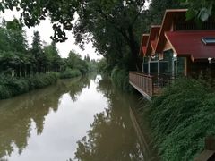 -上海怡沁园度假酒店
