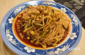 Half Beef Tendon Noodles and Cold Vermicelli