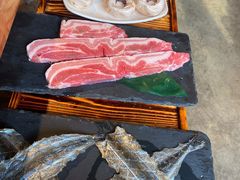 马步鱼-极简·炭火烤肉主题餐厅·龙虾烧烤·烤羊排(宝龙店)