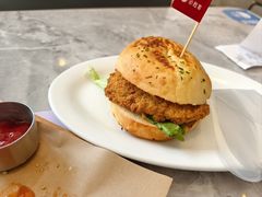 -必胜客(余姚五彩城店PH店)