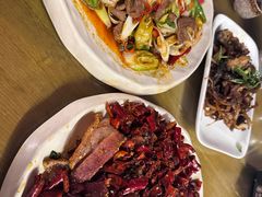 -隔壁老王·家常云南菜(花巷店)