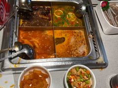 -海底捞火锅(宝龙广场夜宵主题店)