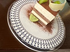-卡普里披萨·牛扒·下午茶