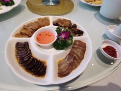 烧腊拼盘-周锦记广式餐厅(格林生活坊2期店)