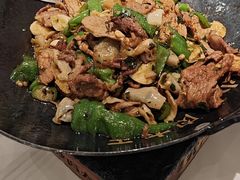 -费大厨辣椒炒肉(黄兴中心广场店)