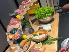 -山川小町·极番烧肉(新地假日广场店)