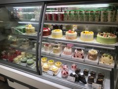 -皇冠幸福里动物奶油生日蛋糕(古田二路店)