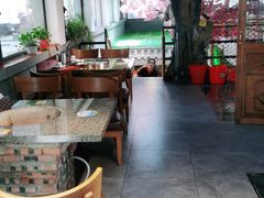 大堂-缘福乡村铁锅炖民宿(八达岭店)