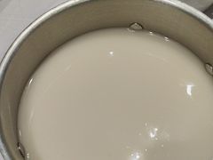 -红鼎豆捞·非遗鲍皇汤火锅(宝丰路店)