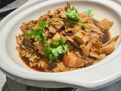 肉烧笋衣锅-又见炊烟私房菜(敬亭路店)