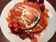 -Pancakes on the rocks(Darling Harbour)
