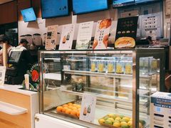 面包甜点陈列柜-奈雪的茶(东莞汇一城店)