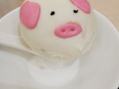 致趣猪仔包-颐东国宴大酒店