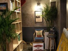 -HIGH FIVE哈福手工汉堡(桂林路店)