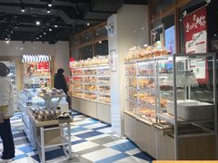 面包甜点陈列柜-85度C(生甜甜圈研究工坊·上海平凉店)