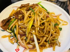 湿炒牛河-美极鲜食坊(宝安南路店)