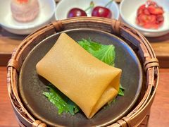 芦蒿虾仁春卷-龙吟山房(青龙山庄店)
