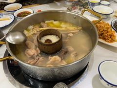 -朴小妹人参鸡汤火锅(长白山万达店)