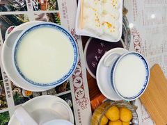 -周大娘牛乳(旧寨古村总店)