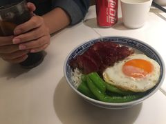 -新大咀港式茶餐厅(宝山万达店)