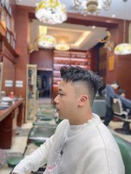 -尼特斯男士发型馆