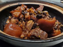 黄酒焖猪手-原味田园·客家菜·土窑鸡(中航城君尚购物中心店)