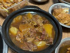 牛腩炖萝卜-歪头牛肉(金龙壹号店)