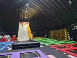 -失重星球乐园·蹦床馆(欢乐谷店)