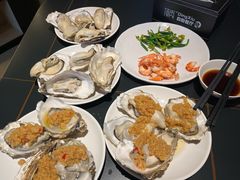 -涨巢·潮玩水疗局