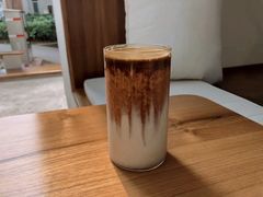 -Line 咖啡(石厦花园店)