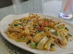 -蜗牛小馆醉乡民谣云南菜(惠新西里店)