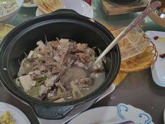 -土砂锅生态山庄·非遗砂锅雅鱼