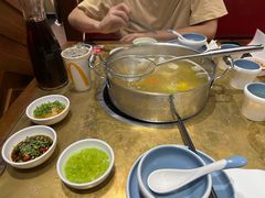 -左庭右院鲜牛肉火锅(金山万达店)