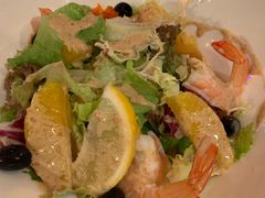 香橙蟹籽大虾沙律-MR.ROCKY洛奇先生RESTAURANT&BAR(宝安壹方城店)