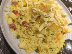 菠萝海鲜炒饭-泰傳奇