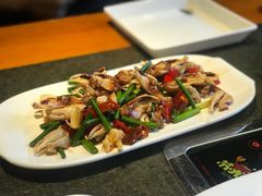 -马路边上·小海鲜烧烤(八一路店)