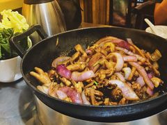 -胡须佬鸡煲四季火锅店(石厦西村直营店)