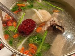 缸缸羊肉汤-羊巴道新疆菜·清真(上梅林店)