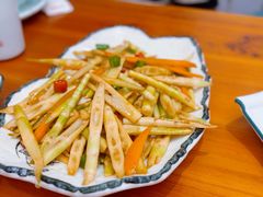-梁姐啤酒鱼(兴坪古镇店)