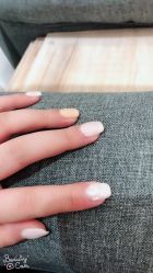 -进巍美甲美睫店