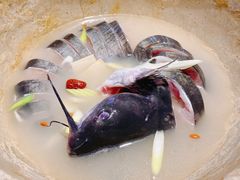 -云南草盖子石锅鱼·创意菜(万达店)