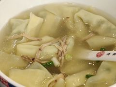 -鸿兴面馆馄饨小笼(稻香店)
