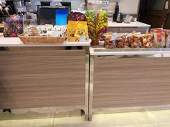 零售区-PARIS BAGUETTE巴黎贝甜(周浦万达店)