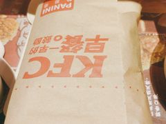 -肯德基(中纬店)