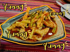 -香巴拉云南餐厅(华莱坞店)