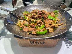 -费大厨辣椒炒肉(高铁吾悦广场店)