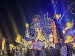 -淄博花灯齐彩城