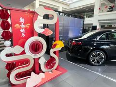 -上海星瀚奔驰4S店(红柳路店)