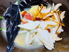 -咕嘟草帽鱼·牛奶一样的鲜鱼汤(包河万达广场创始店)